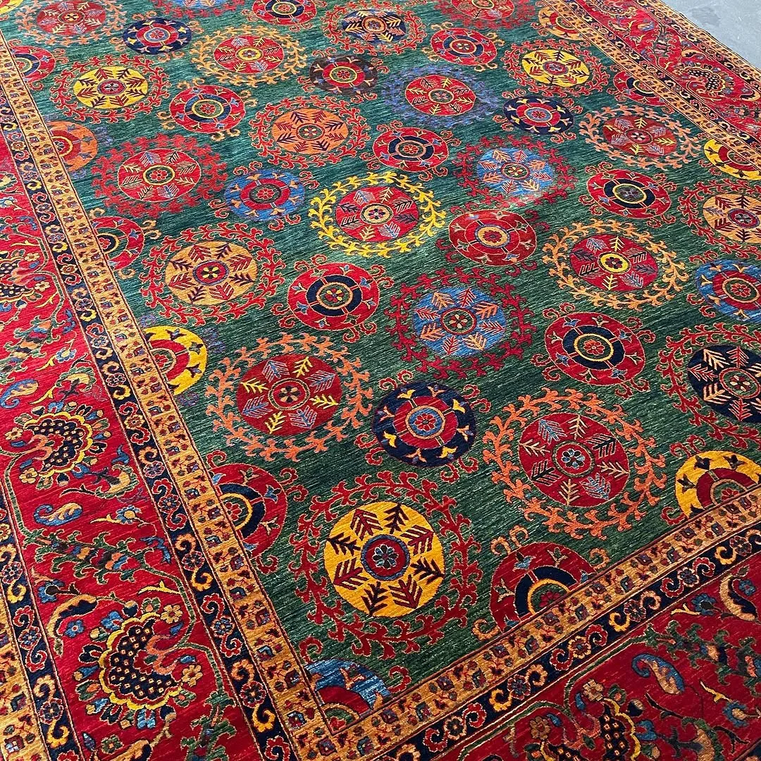 Green Roundel Carpet &mdash; hand-knotted Tribal & Revival Geometric Oriental rug