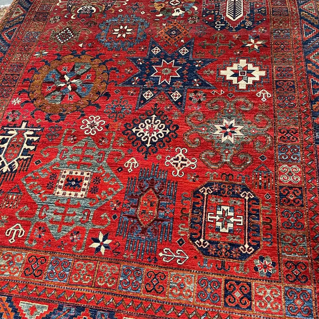 Star & Cross Kazak Carpet &mdash; hand-knotted Caucasian Geometric Oriental rug