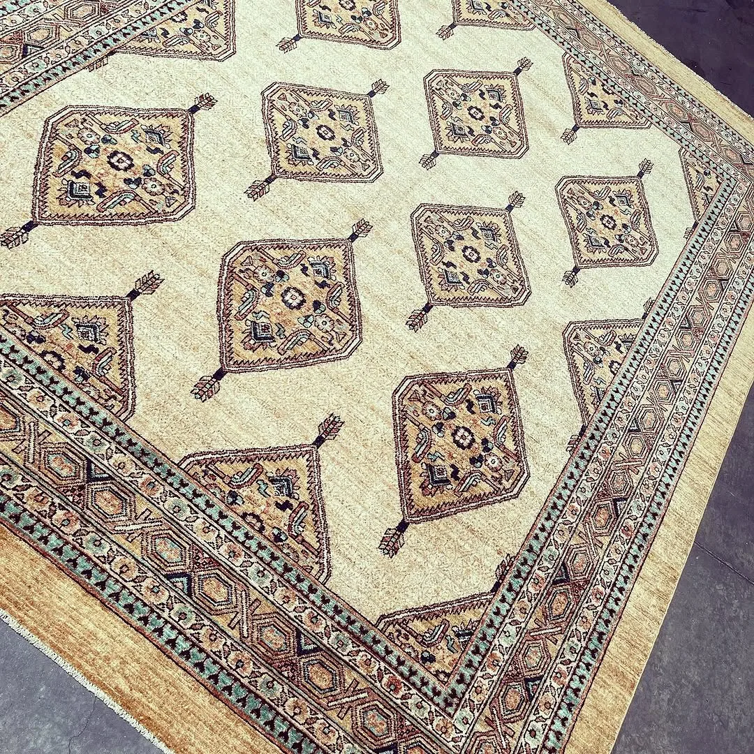Cream Turkmen Gül Carpet &mdash; hand-knotted Oriental rug